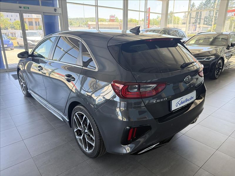 Kia Ceed 1,0   73kW,GTline, - fotka 4 z 25