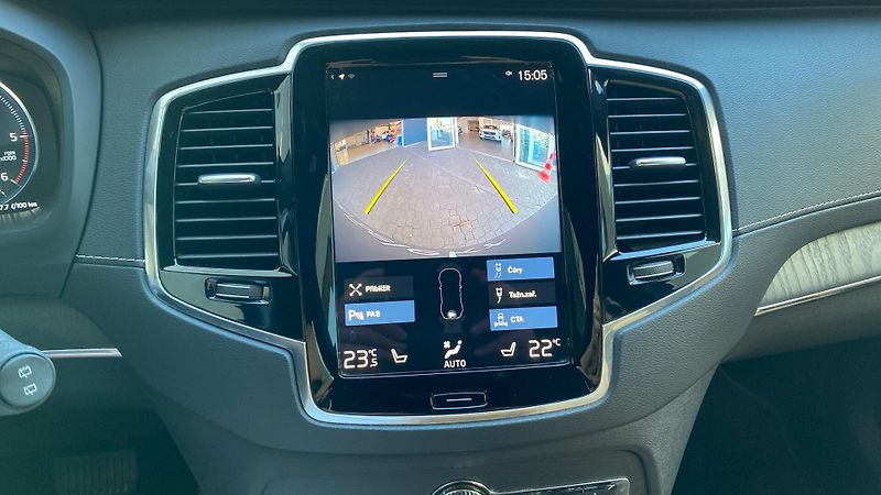 Volvo XC90 INSCRIPTION, B5 AWD, 173+10 kW - fotka 26 z 37