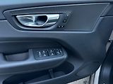 Volvo XC60 PLUS DARK B5, FULL LED - náhled 9