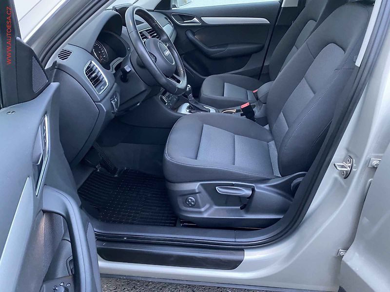 Audi Q3 (2016) 2.0 TSi quattro, AT, LED - fotka 9 z 19