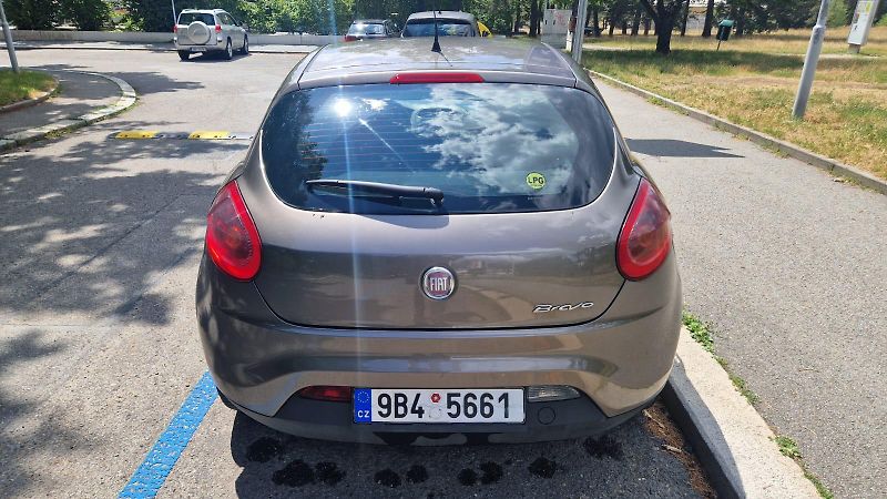 Fiat Bravo (2011) Fiat BRAVO 1.4 16V Turbo 120k  - fotka 4 z 13