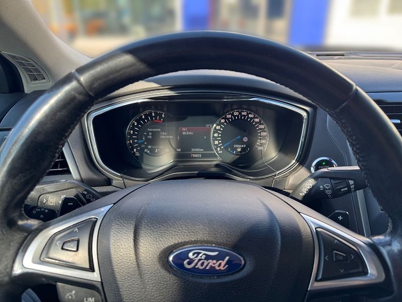 Ford Mondeo 4x4 Titanium AUT. CZ ZÁRUKA od - fotka 8 z 19