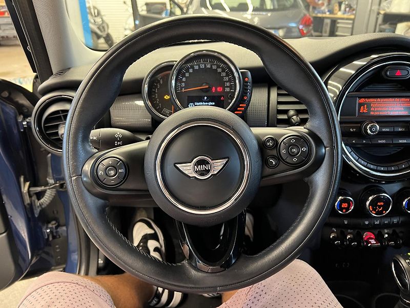 Mini Cooper 1.5T 100kW - fotka 10 z 15