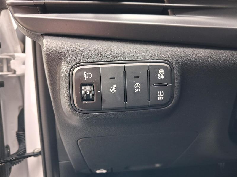 Hyundai Bayon 1,0 T-GDI DCT SMARTCLI - fotka 8 z 20