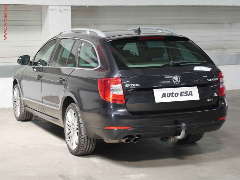 Škoda Superb (2013) 2.0 TDi 4x4, 2.maj, DSG - fotka 4 z 25