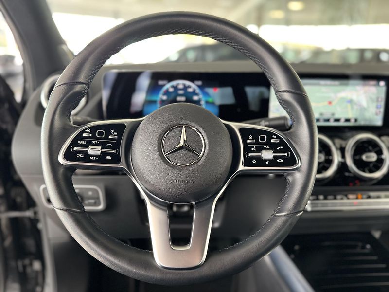Mercedes-Benz GLA 200d AUT*Distronic*Tažné*DPH - fotka 10 z 37