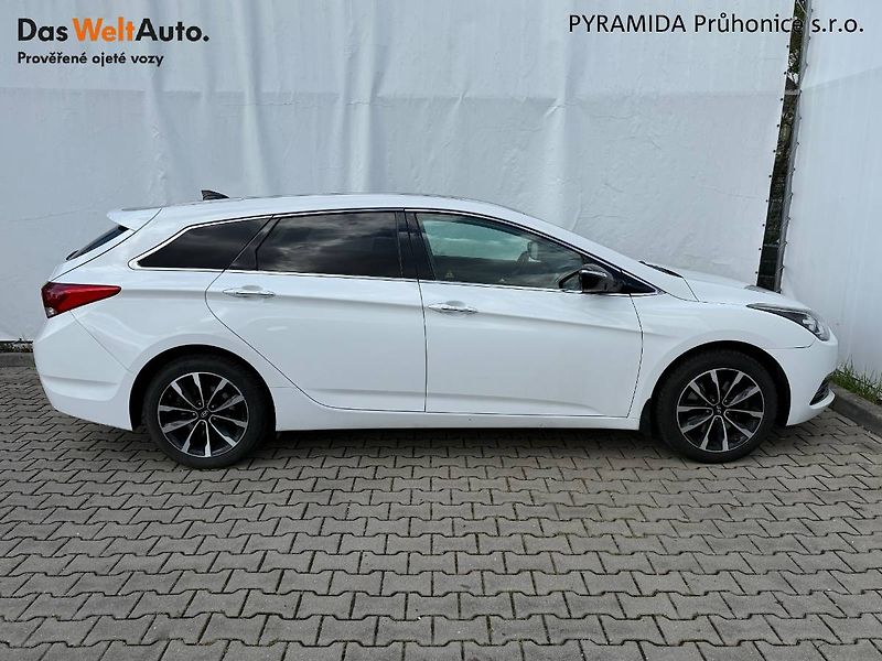 Hyundai i40 (2017) 1.7 CRDi 104 kW Premium - fotka 6 z 22