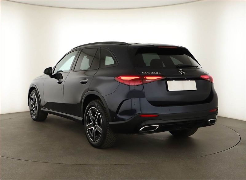 Mercedes-Benz GLC (2024) 220 d 4MATIC - fotka 4 z 20