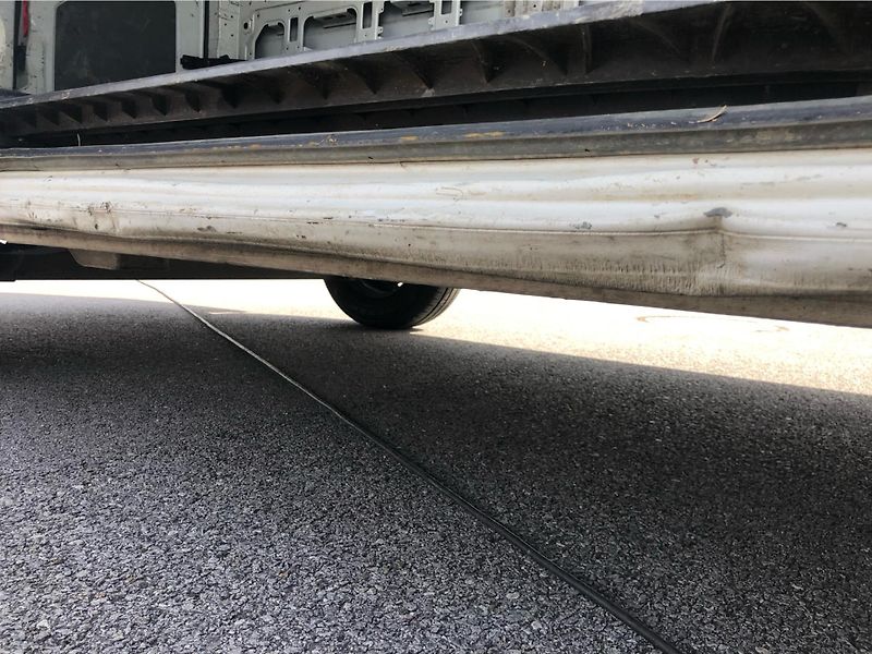 Volkswagen Crafter 2.0 TDI L2H2 - fotka 28 z 30