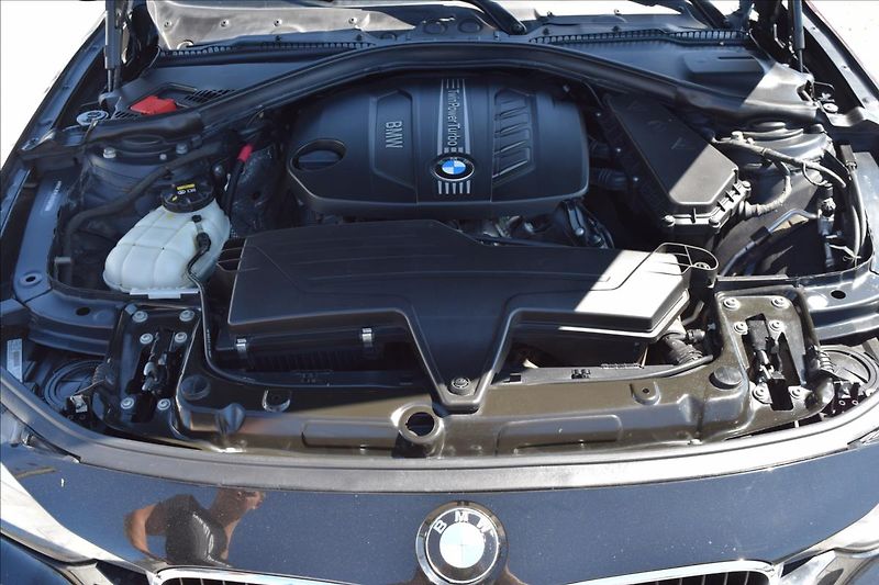 BMW Řada 3 2,0 318d F31 105KW NAVI TAŽNÉ - fotka 47 z 48