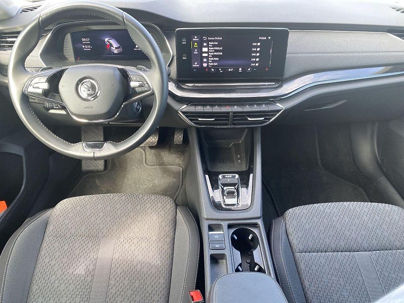 Škoda Octavia (2022) Combi 2.0 TDI 4x4 DSG Style+ - fotka 5 z 39