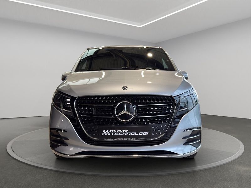 Mercedes-Benz Třídy V (2025) V 300 D 4MATIC L - fotka 2 z 22