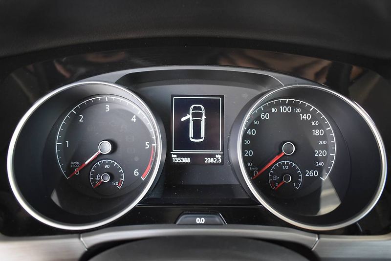 Volkswagen Touran (2021) 2.0TDI 110kW DSG, tažné - fotka 20 z 21