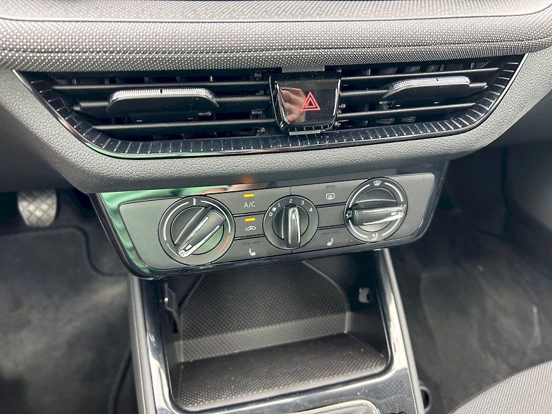 Škoda Fabia (2025) Selection 1.0 MPI 59kW - fotka 24 z 29