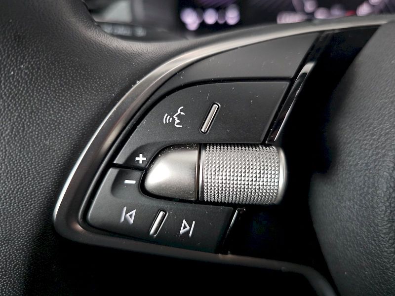 Škoda Scala (2025) 1.0TSi 85kW SELECTION TAŽNÉ - fotka 17 z 24