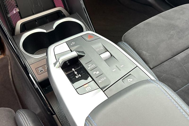 BMW X1 xDrive20d - fotka 11 z 23