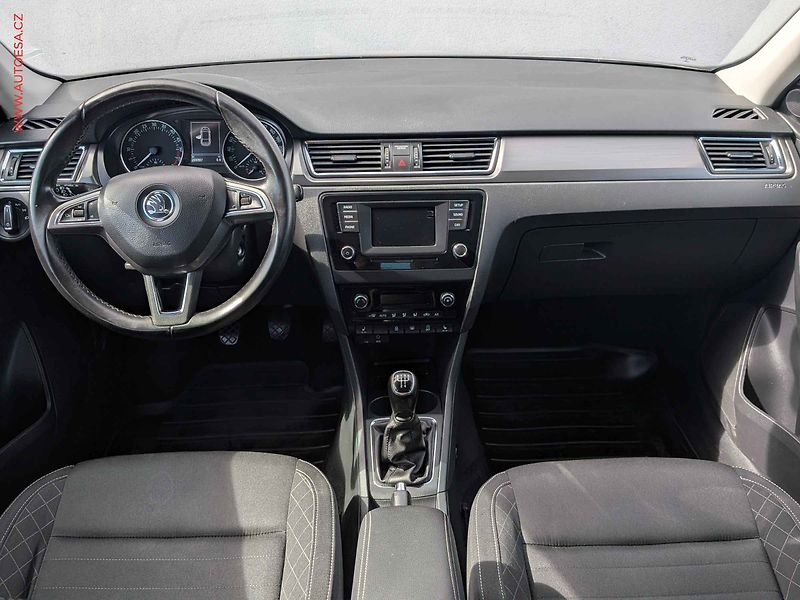 Škoda Rapid (2017) 1.6 TDi, ČR, Style - fotka 8 z 17