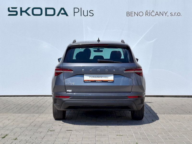 Škoda Karoq (2023) Ambition DSG 1,5TSi 110kW - fotka 12 z 32