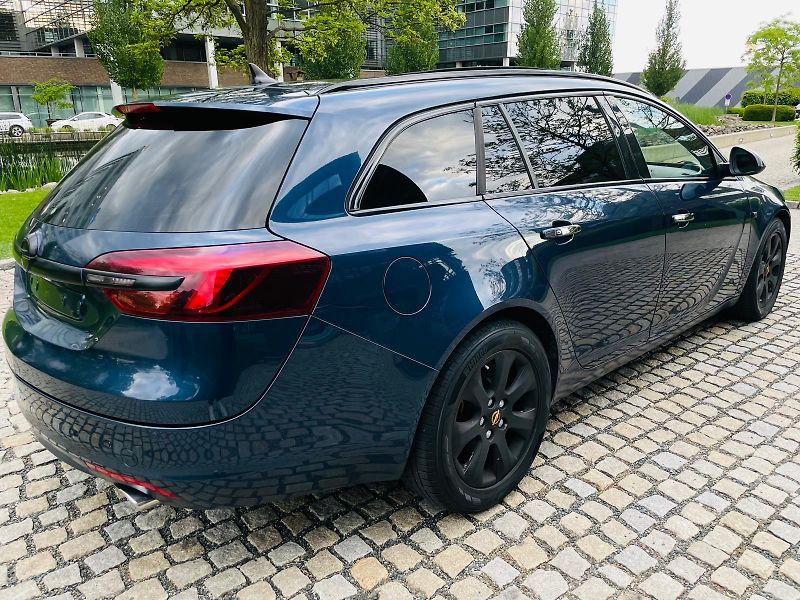 Opel Insignia 2.0CDTi 4x4 AUTOMAT SERVISKA - fotka 12 z 53