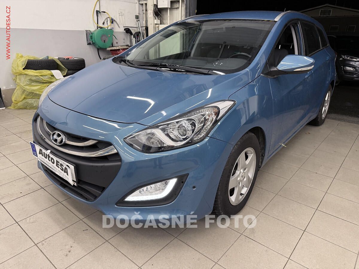 Hyundai i30 1.6i, ČR, AT