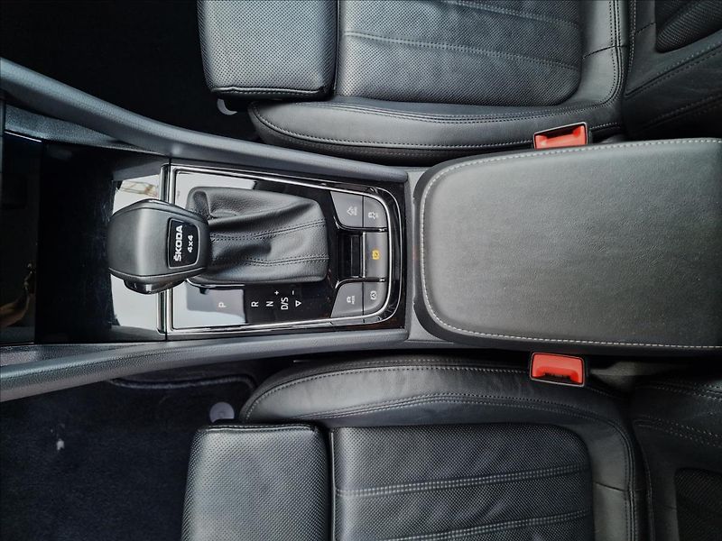 Škoda Kodiaq 2.0 TDI 147kW L&K 4x4 DSG, ČR - fotka 35 z 50