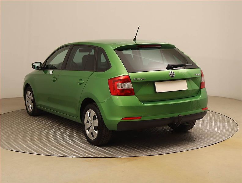 Škoda Rapid (2014) Spaceback 1.6 TDI - fotka 4 z 17