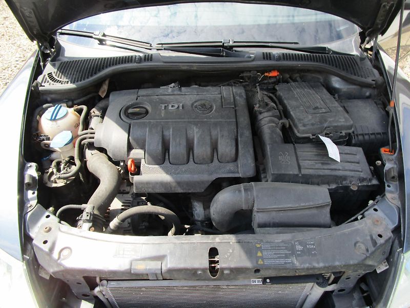 Škoda Octavia 2,0TDI-103KW-NOVÁ STK - fotka 12 z 13