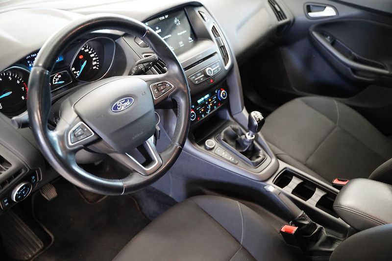 Ford Focus - fotka 5 z 6