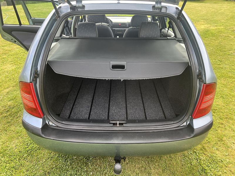 Škoda Octavia 1.9TDI 74KW,4x4,TZ,AMBIENTE - fotka 16 z 39