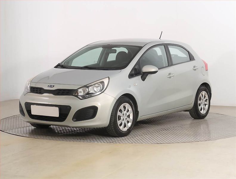 Kia Rio (2012) 1.25 CVVT, Serv.kniha - fotka 2 z 15