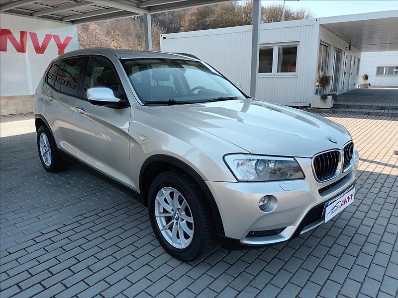 BMW X3 2,0 d,xDrive,KŮŽE,NAVI,TAŽNÉ - fotka 3 z 41