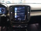 Volvo XC40 (2019) Inscription D3 - náhled 12