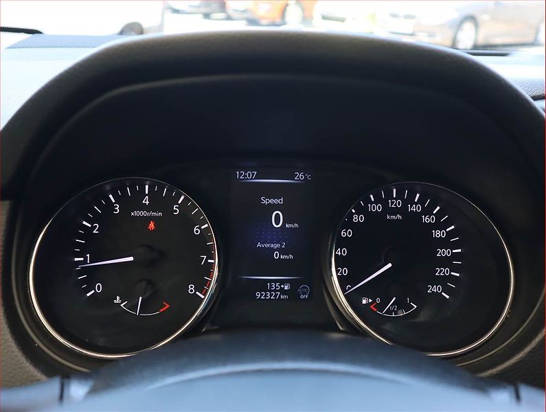 Nissan Qashqai (2016) 1.2 DIG-T, Serv.kniha - fotka 11 z 17