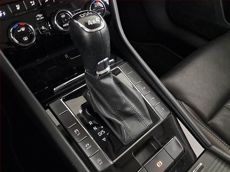 Škoda Superb (2020) Laurin&Klement 2.0 TDI - fotka 13 z 24
