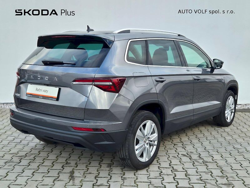 Škoda Karoq (2024) Top Selection 1.5 TSI 110 kW 7 - fotka 2 z 35