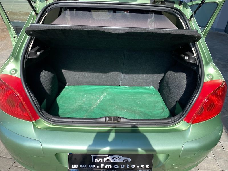 Peugeot 307 (2001) 2.0HDi Koupeno CZ - fotka 24 z 34