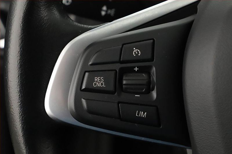 BMW X1 (2016) xDrive20i - fotka 18 z 20