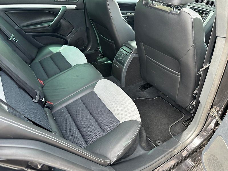 Škoda Octavia (2010) RS 2,0TFSI 147KW - fotka 14 z 32