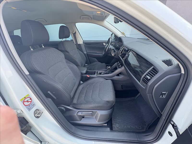 Škoda Kodiaq 2,0 TDI 140 kw ČR 4x4 DSG - fotka 27 z 30
