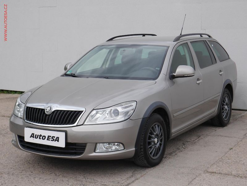 Škoda Octavia (2009) 1.4 TSi, AC - fotka 3 z 15