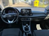 Hyundai i30 1,5 T-GDI Smart 5d - náhled 9