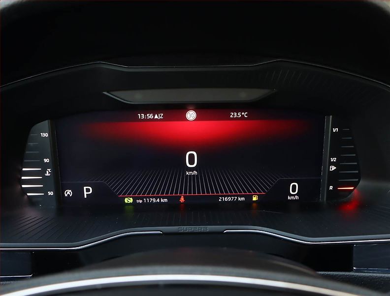 Škoda Superb (2022) Style 2.0 TDI - fotka 11 z 30