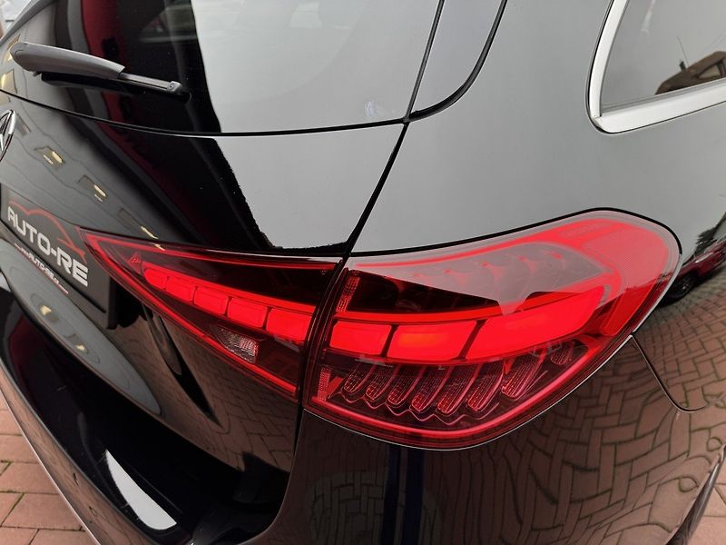 Mercedes-Benz Třídy C (2022) 220d AMG Ad.LED Navi Kamera - fotka 41 z 50