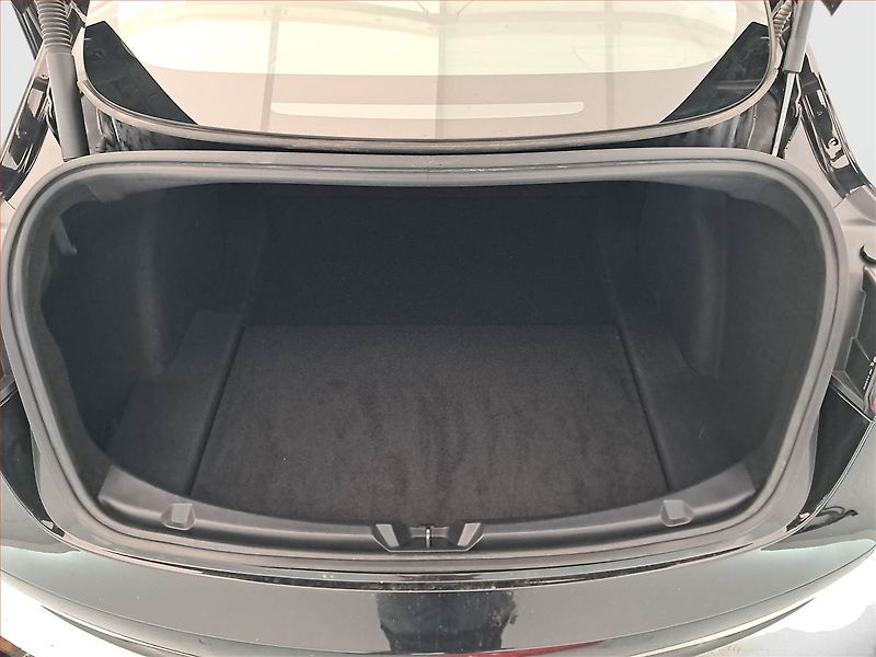 Tesla Model 3 (2021) Long Range 4WD 82kWh, SoH 87% - fotka 14 z 21