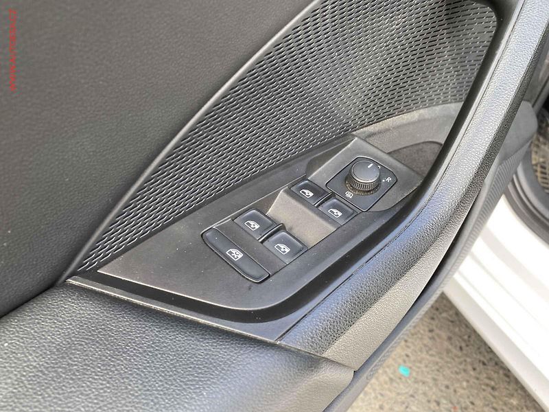 Škoda Octavia (2020) 2.0TDi, ČR, LED - fotka 14 z 18