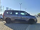 Opel Combo LIFE XL 1,2T 130k EAT8 7.Míst - náhled 10