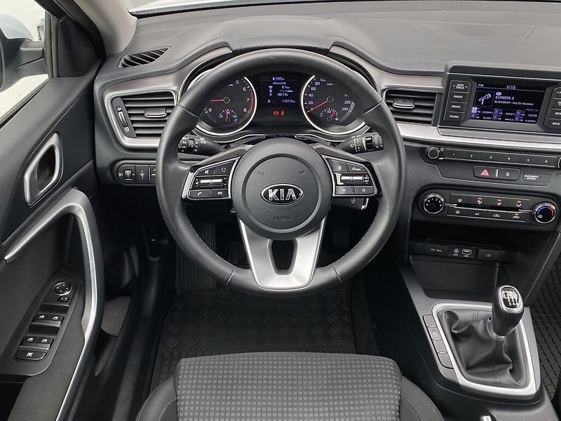 Kia Ceed 1.0 T-GDI 88 kW - fotka 8 z 23