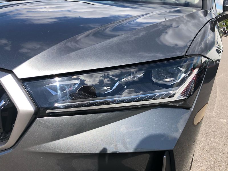 Škoda Superb combi L&K iV - fotka 25 z 30