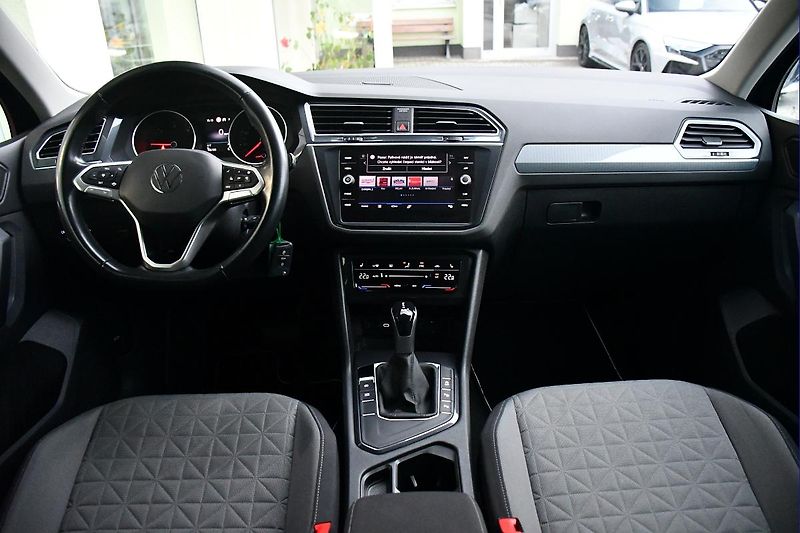 Volkswagen Tiguan 2.0TDi DSG NAVI TAŽNÉ ČR 1.M - fotka 5 z 41