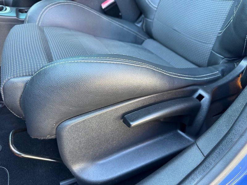 Renault Mégane (2010) 1.5 DCi GT-line ČR, 1.majitel - fotka 24 z 44